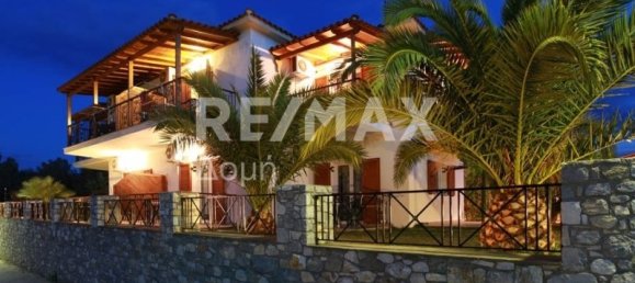 12 bedrooms Townhouse in Skiathos, Greece No. 299 2