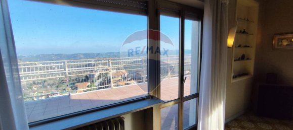 5-salle Penthouse à Chieti, Italy No. 110648 9