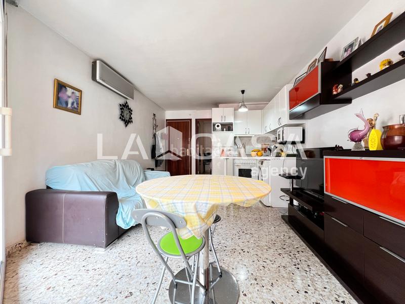 Apartamento de 1 dormitorio en Badalona, Spain No. 173869