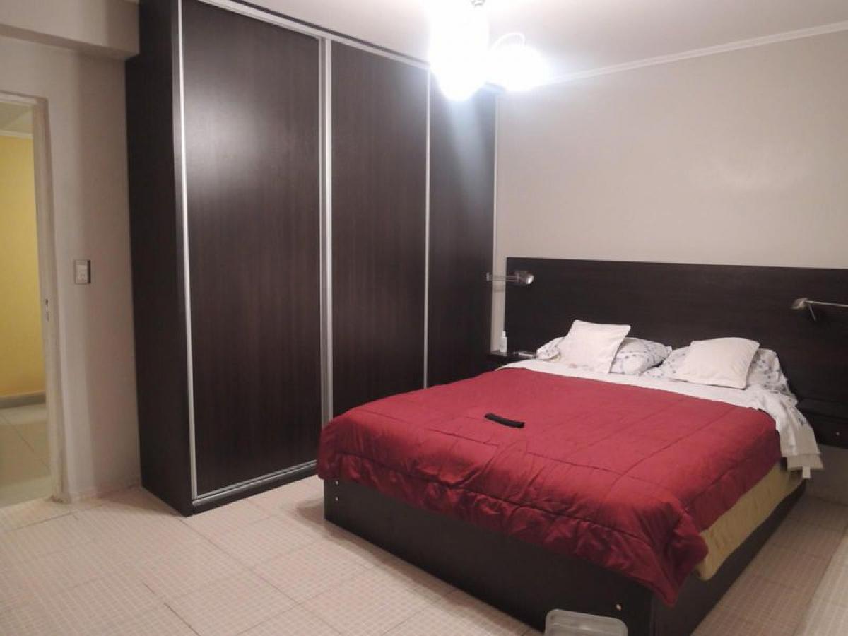 5 غرف نوم منزل في General San Martin, Argentina رقم 20092