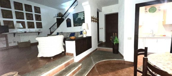 Вилла с 5 комнатами в Фьюмичино, Италия № 188410 8