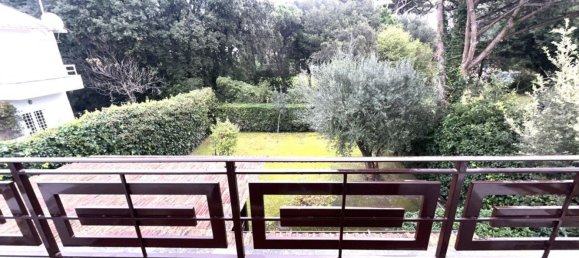 Вилла с 5 комнатами в Фьюмичино, Италия № 188410 33