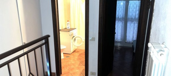 Вилла с 5 комнатами в Фьюмичино, Италия № 188410 19