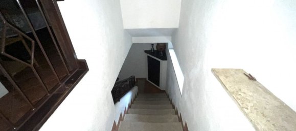 Вилла с 5 комнатами в Фьюмичино, Италия № 188410 17