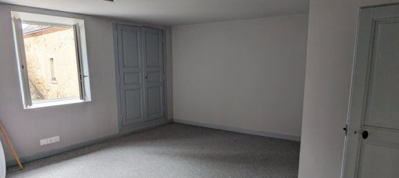 2 Schlafzimmer Haus in Sainte-Severe-sur-Indre, France, Nr. 76543 8