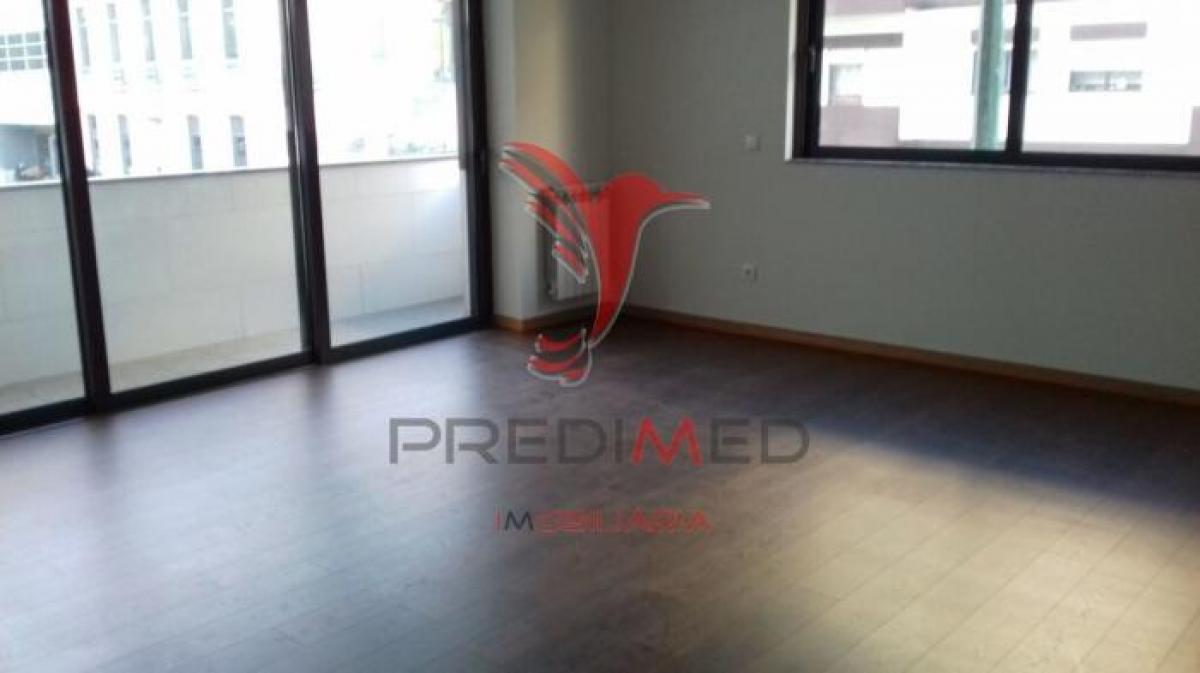 2 bedrooms Apartment in Porto, Portugal No. 6124