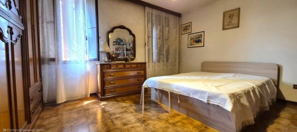 6 Schlafzimmer Haus in Borso del Grappa, Italy, Nr. 266614 13