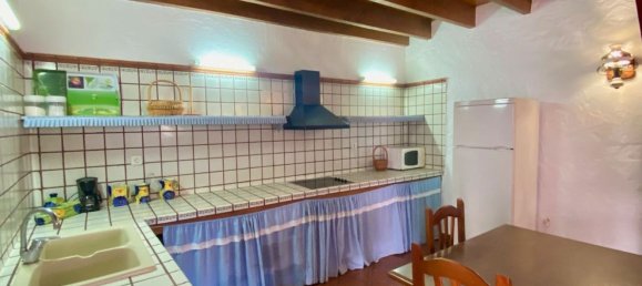 Casa de 4 dormitorios en San Bartolome De Tirajana, Spain No. 157388 2