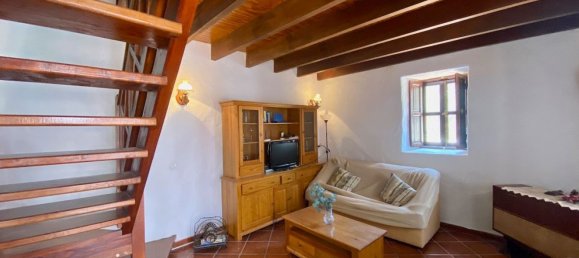 Casa de 4 dormitorios en San Bartolome De Tirajana, Spain No. 157388 3