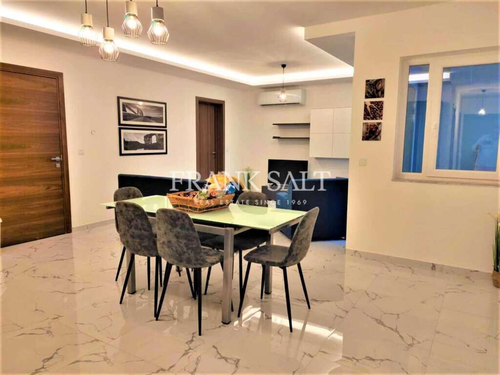 Apartamento de 2 dormitorios en Sliema, Malta No. 8110