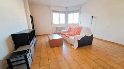 Apartamento de 3 dormitorios en Valladolid, Spain No. 270698