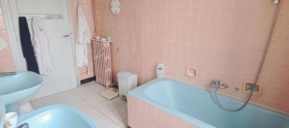 Casa de 4 dormitorios en Le Mans, France No. 337432 5