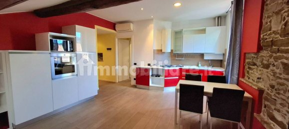 1 bedroom Apartment in Como, Italy No. 325977 4