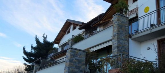 4 rooms Penthouse in Stresa, Italy No. 145260 4