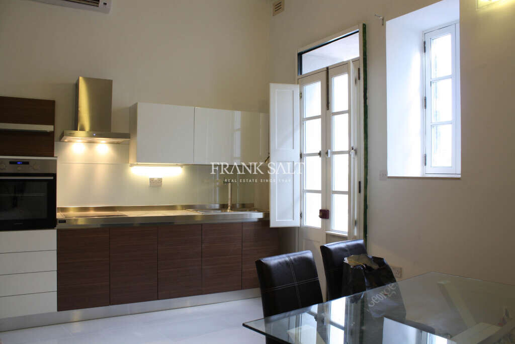 Maisonette de 2 dormitorios en Sliema, Malta No. 8677