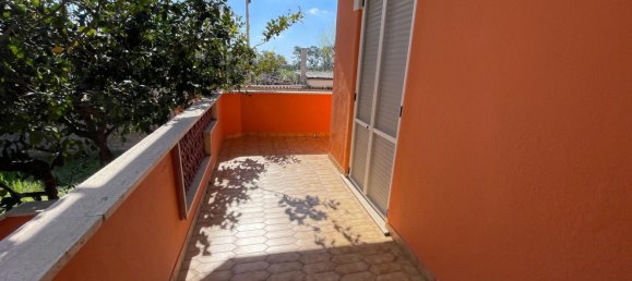 3-salle Appartement à Ardea, Italy No. 190570 13