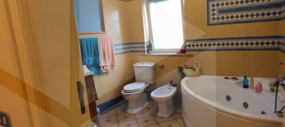 Apartamento de 6 habitaciónes en Messina, Italy No. 27937 38