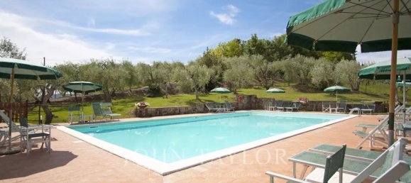 30 rooms Castles in Greve in Chianti, Italy No. 192510 5