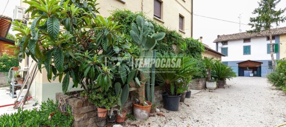 4 bedrooms House in Crevalcore, Italy No. 347700 25