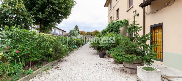 4 bedrooms House in Crevalcore, Italy No. 347700 24