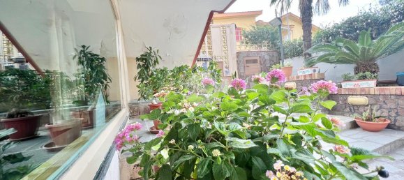 5 rooms Villa in Marano di Napoli, Italy No. 22301 24