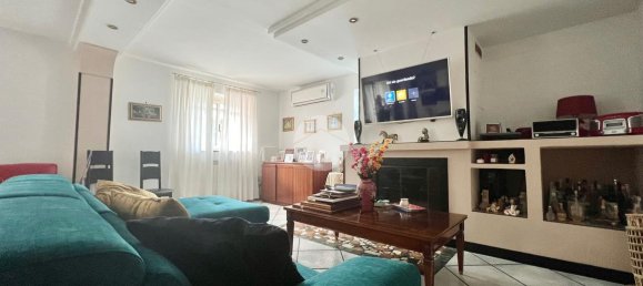 5 rooms Villa in Marano di Napoli, Italy No. 22301 6