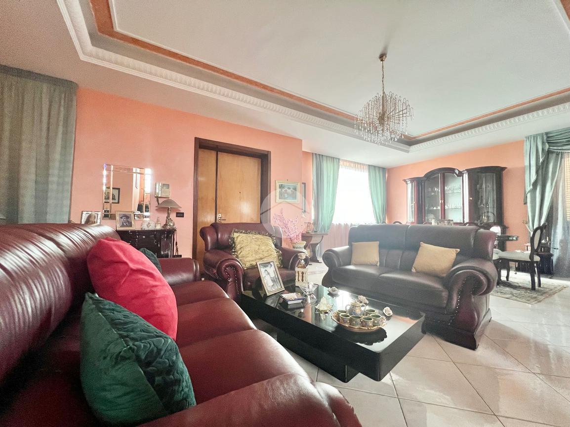 5 rooms Villa in Marano di Napoli, Italy No. 22301