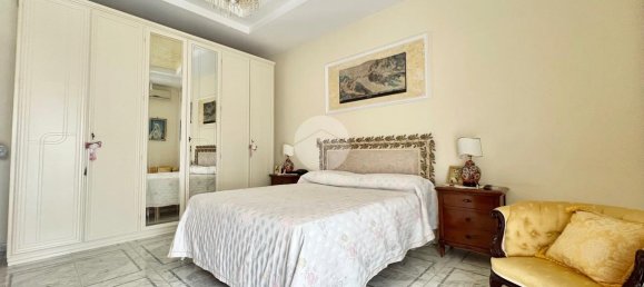 5 rooms Villa in Marano di Napoli, Italy No. 22301 5