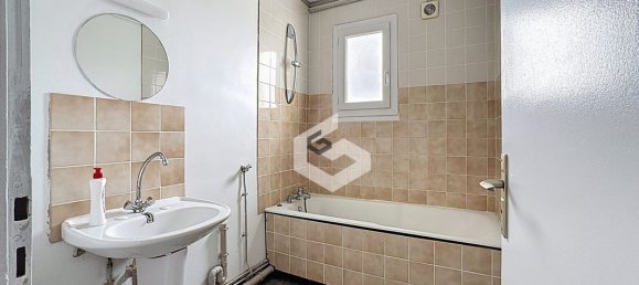 2 chambres Appartement à Reims, France No. 279275 3