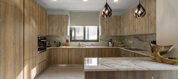 3 Schlafzimmer Gewerbliche Immobilie in Germasogeia, Cyprus, Nr. 18268 7