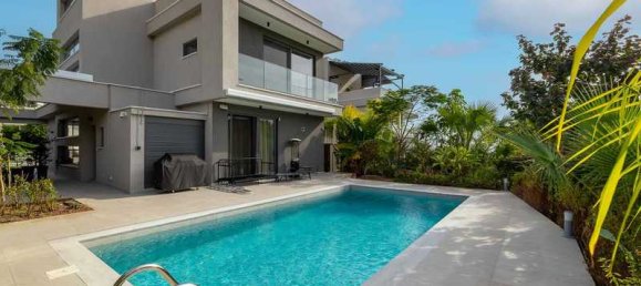 3 Schlafzimmer Gewerbliche Immobilie in Germasogeia, Cyprus, Nr. 18268 2