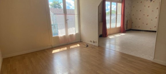 4 Schlafzimmer Villa in Richelieu, France, Nr. 268011 5