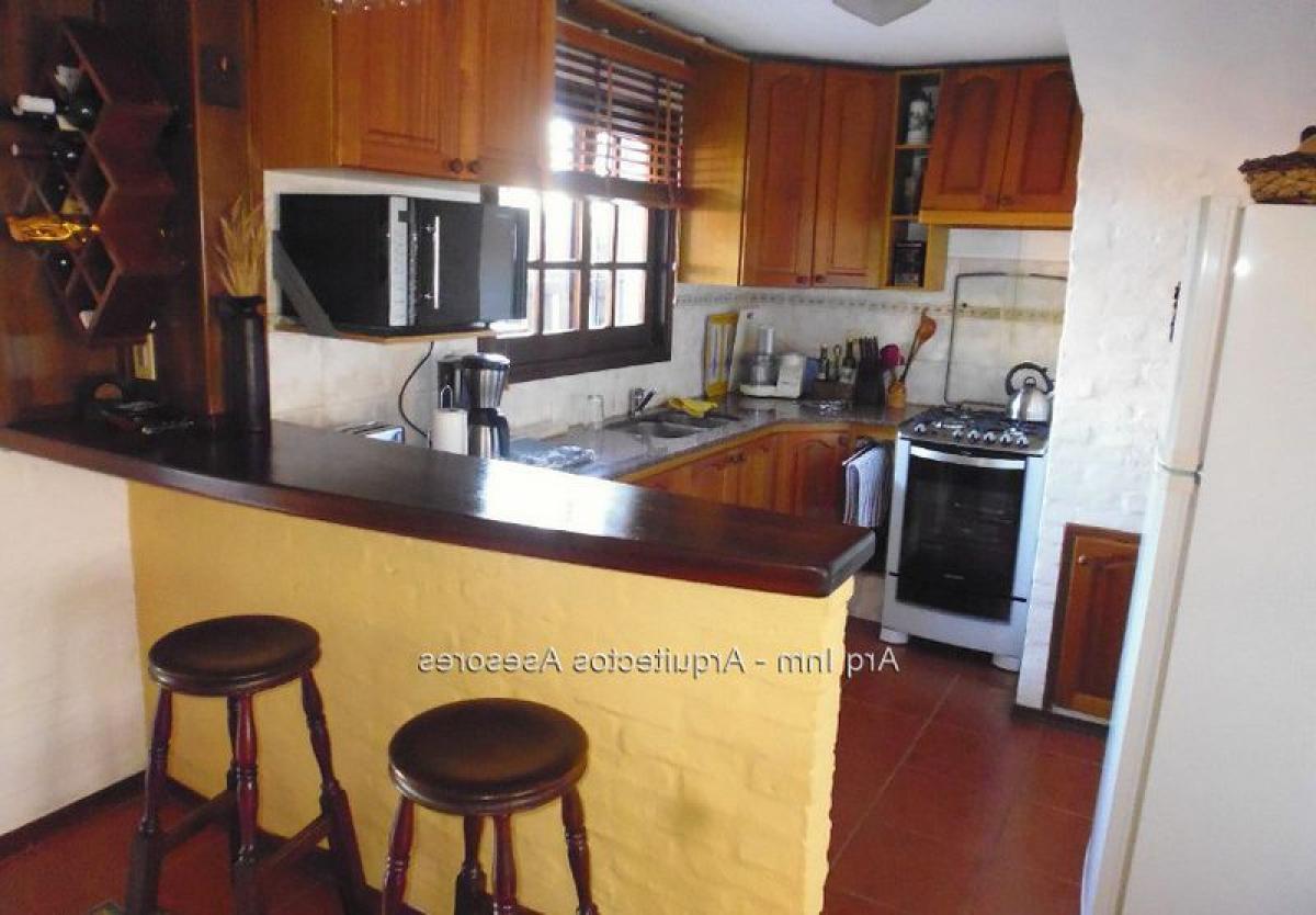 3 bedrooms House in Canelones, Uruguay No. 6763