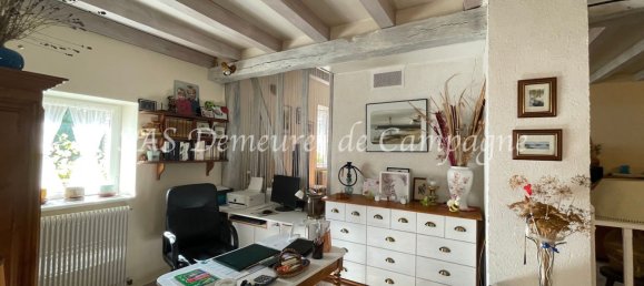 Casa T4 em Sury-pres-Lere, France N.º 98074 2