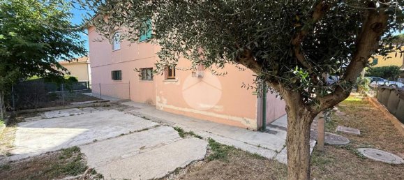 3 bedrooms House in Fano, Italy No. 263388 18