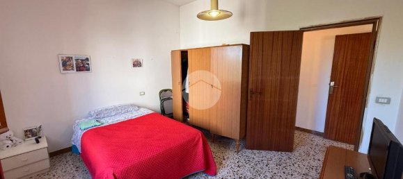 3 bedrooms House in Fano, Italy No. 263388 8