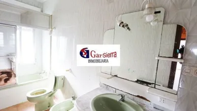 Apartamento de 3 dormitorios en Toledo, Spain No. 184184