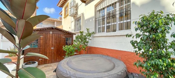 2 bedrooms Townhouse in Alicante, Spain No. 172742 4