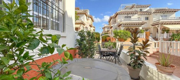 2 bedrooms Townhouse in Alicante, Spain No. 172742 6