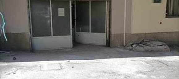 3-salle Propriété commerciale à Caltanissetta, Italy No. 170031 2