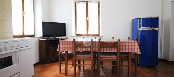 3 bedrooms House in Udine, Italy No. 297407 14