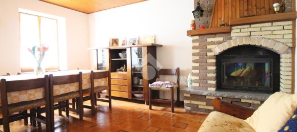 3 bedrooms House in Udine, Italy No. 297407 10