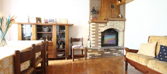 3 bedrooms House in Udine, Italy No. 297407 11