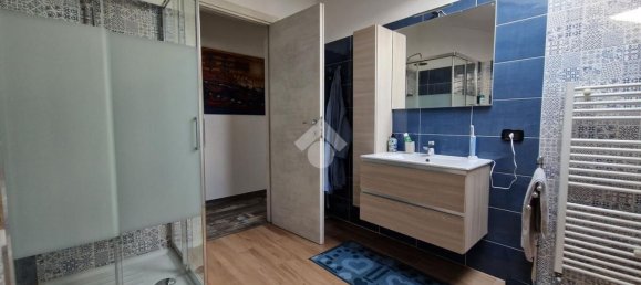 2-salle Appartement à Limbiate, Italy No. 334545 12