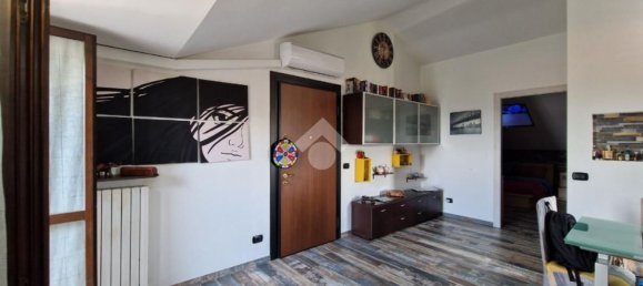 2-salle Appartement à Limbiate, Italy No. 334545 8