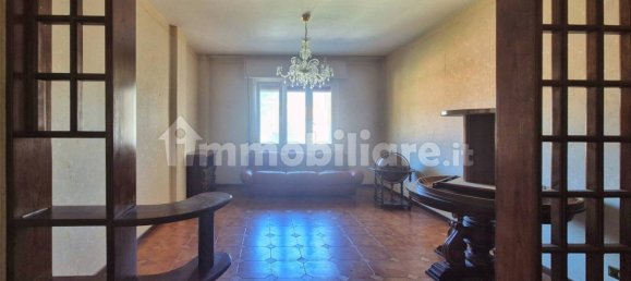 2 bedrooms Apartment in Arcola, Italy No. 269277 4