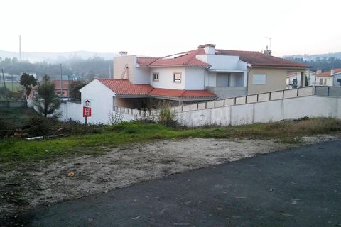 Terrain à Barcelos, Portugal No. 202215