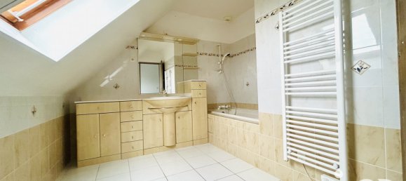 Casa T5 em Boynes, France N.º 85887 9