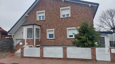 Дом с 7 комнатами в Прелленкирхен, Австрия № 160178