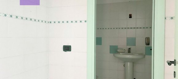 115m² Commercial property in Pernumia, Italy No. 175294 5